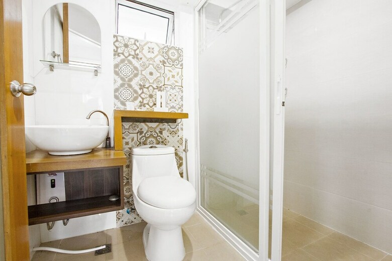 Oasis Regency At Fort Victoria Bgc