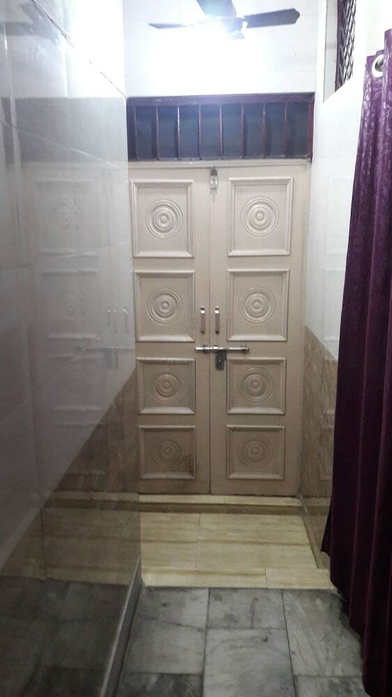 Hotel Sai Kripa Guest House