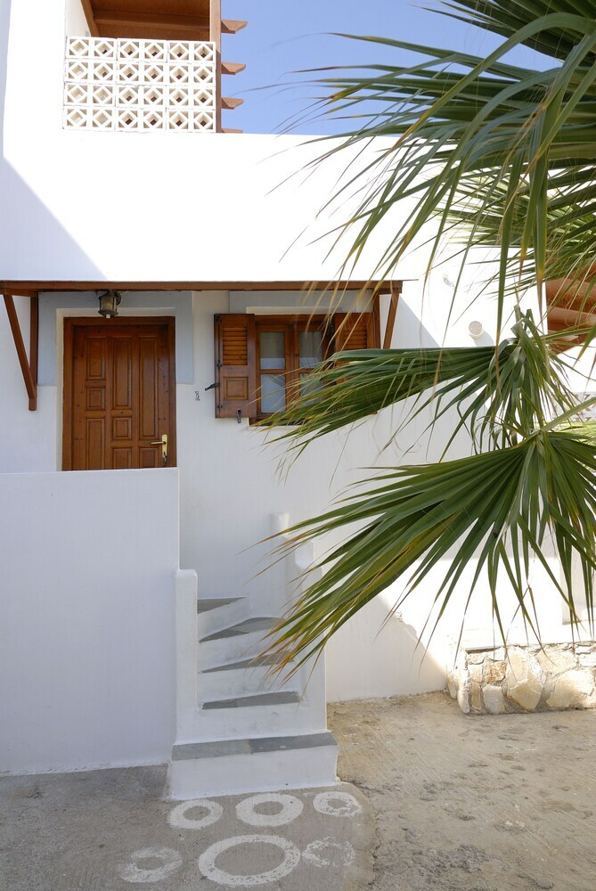 La Celestina Apartments