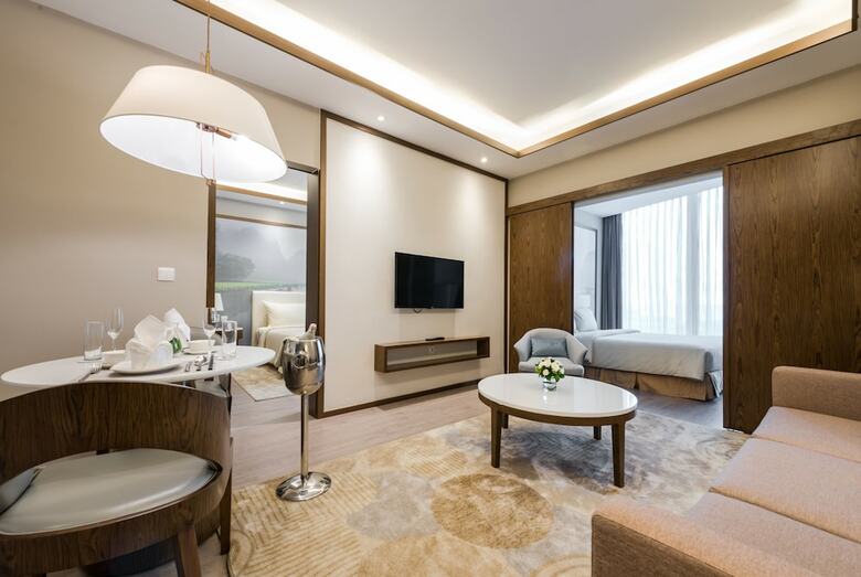Flc Grand Hotel Samson