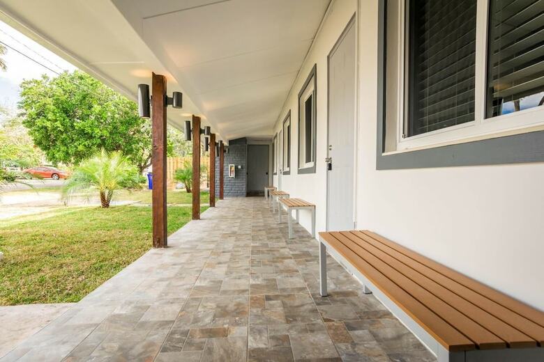 Apartamentos Costa Este Beach Vacation