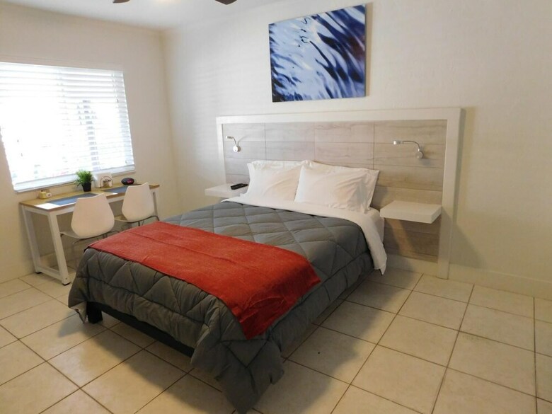 Apartamentos Costa Este Beach Vacation
