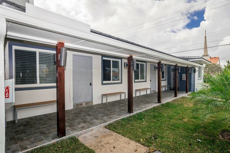 Apartamentos Costa Este Beach Vacation