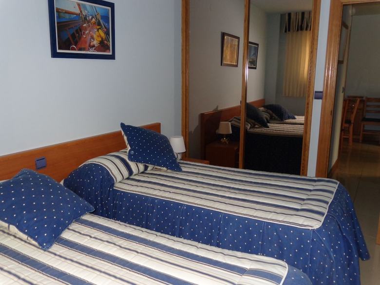 Apartamentos La Marina
