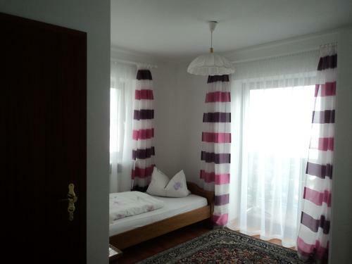 Hostal Hotel Garni Demmel