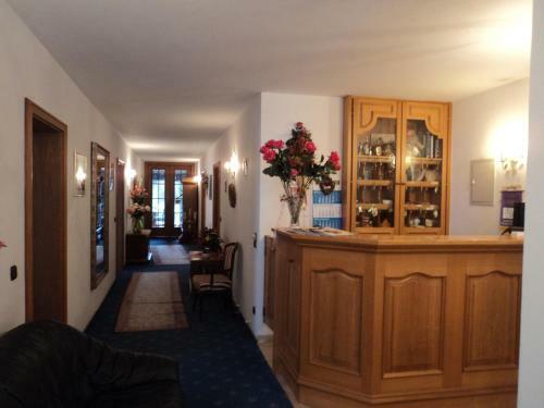 Hostal Hotel Garni Demmel