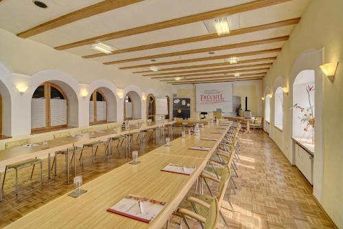 Hotel-restaurant Fr�chtl