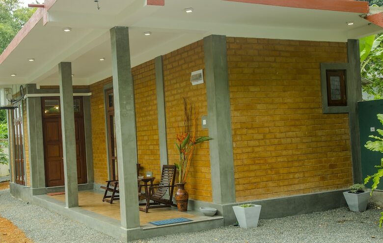 Villa Brown House