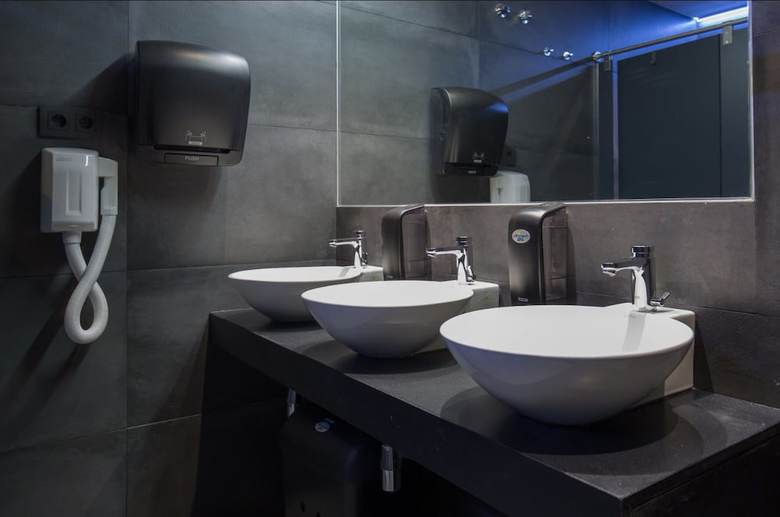Hostal Airhostel Barcelona Aeropuerto