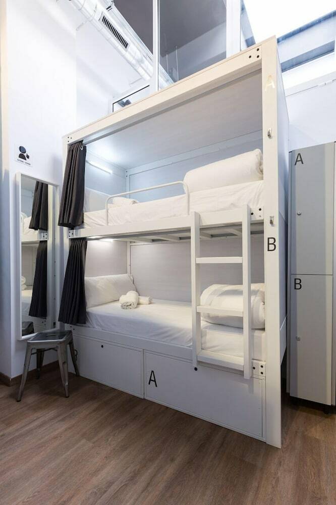 Hostal Airhostel Barcelona Aeropuerto