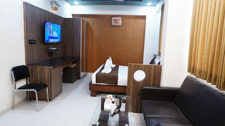 Fabhotel Hotel Kohinoor Plaza