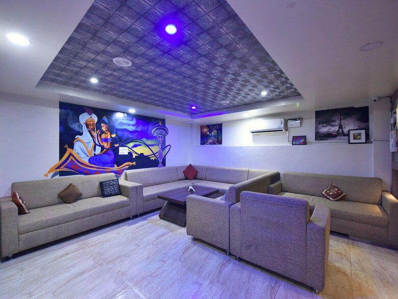 Oyo 12421 Hotel Gt View