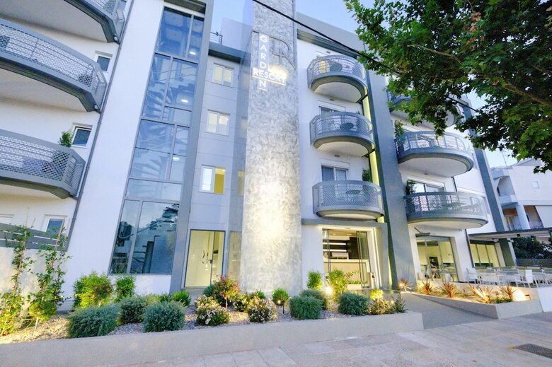 Hotel Garden City Resort