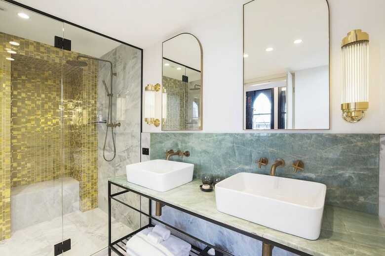 Little Albion, A Crystalbrook Collection Boutique Hotel