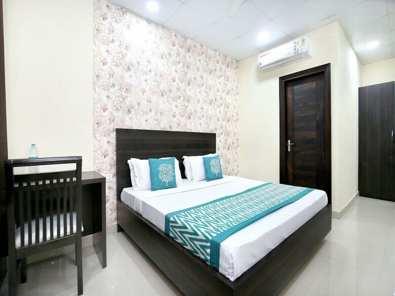 Oyo 11934 Hotel de Agya Paradise