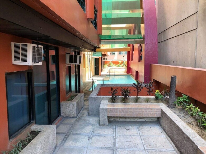 Boutique Rooms In Condo Hotel