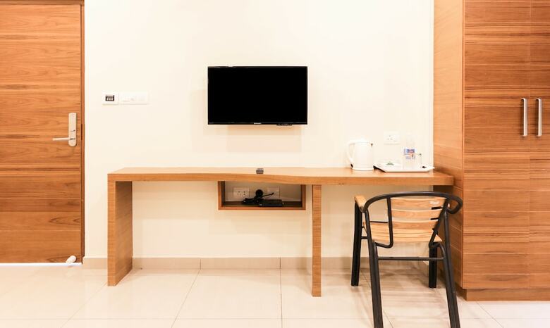 Hotel Treebo Trend Cmks Gulmohar Suites