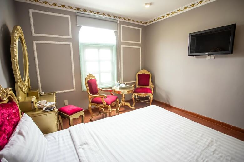 Phung Hoang Golden Hotel