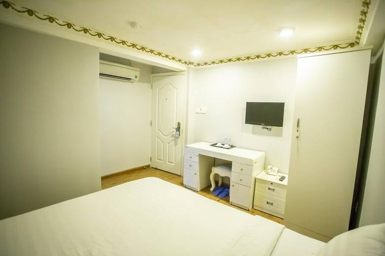 Phung Hoang Golden Hotel