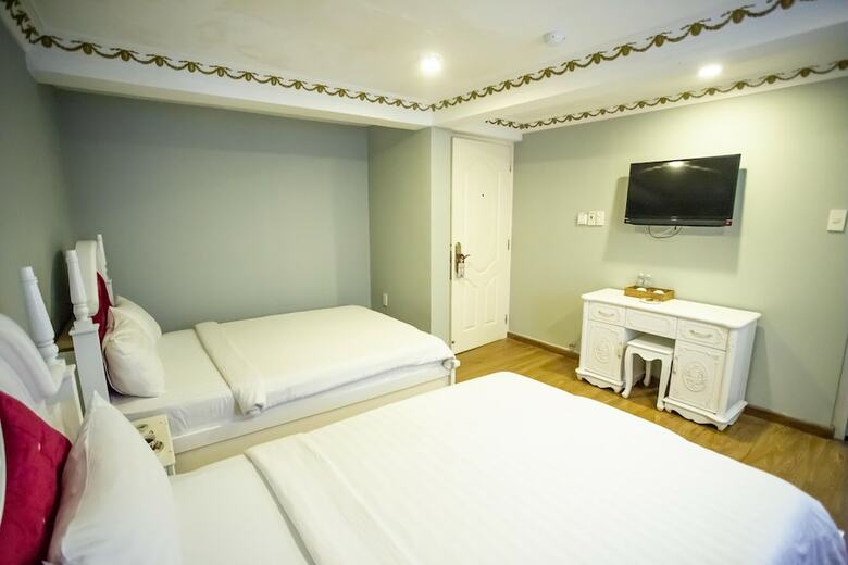 Phung Hoang Golden Hotel