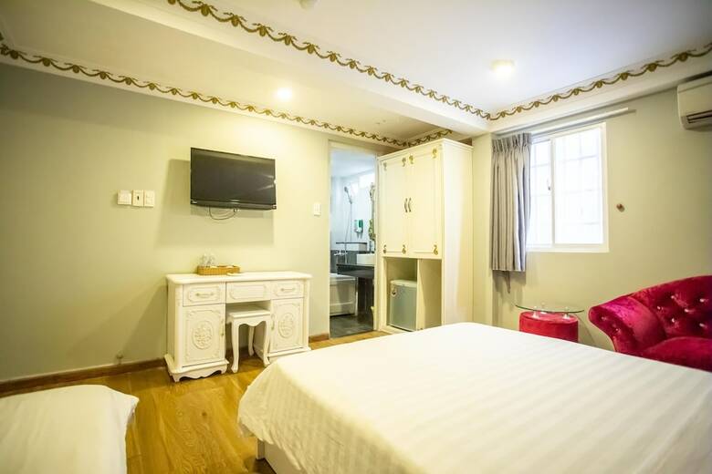 Phung Hoang Golden Hotel