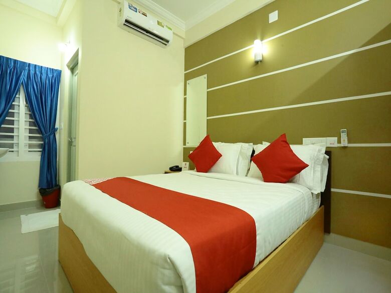 Hotel Oyo 11909 Star Plaza