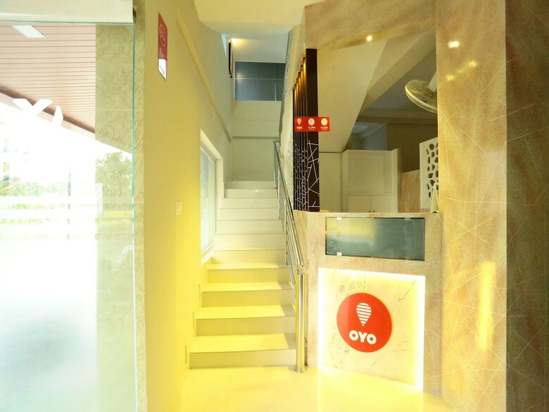 Hotel Oyo 11909 Star Plaza