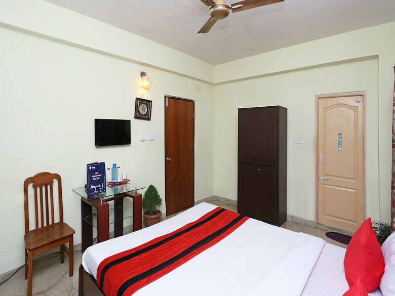 Hotel Oyo 12067 Sam's Apartment