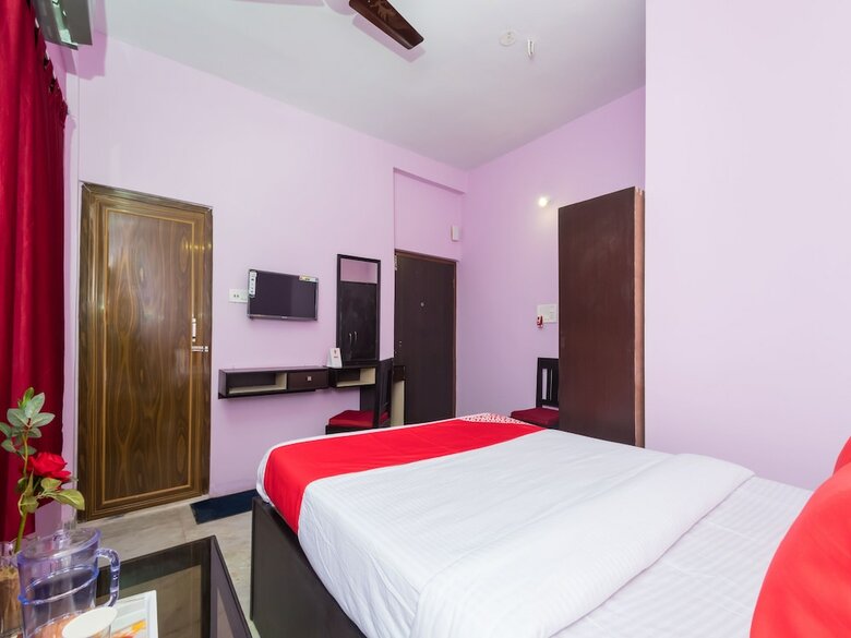 Hotel Oyo 11379 Jams Guest House