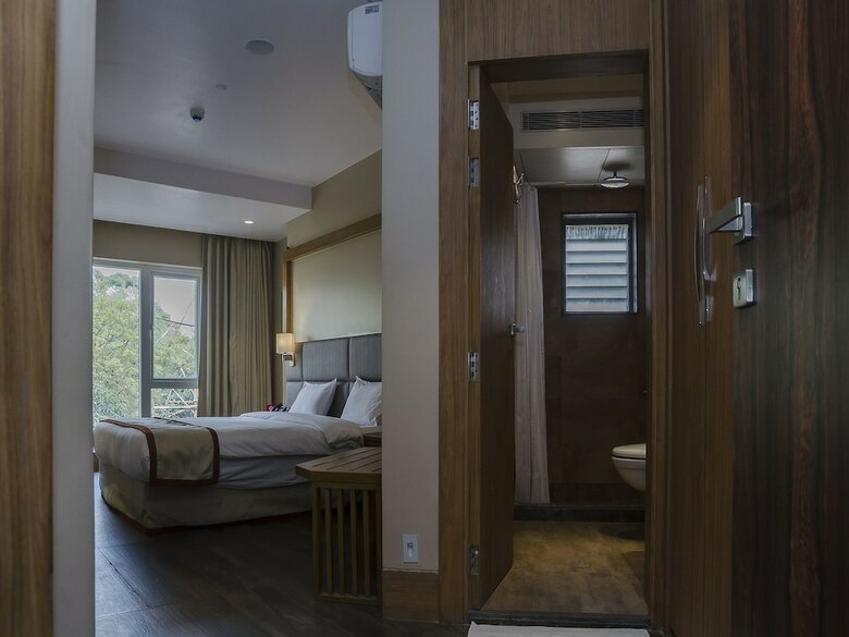 Hotel Oyo 11453 Radhe Palace