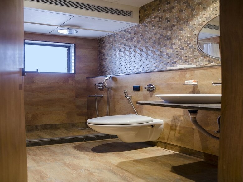 Hotel Oyo 11453 Radhe Palace