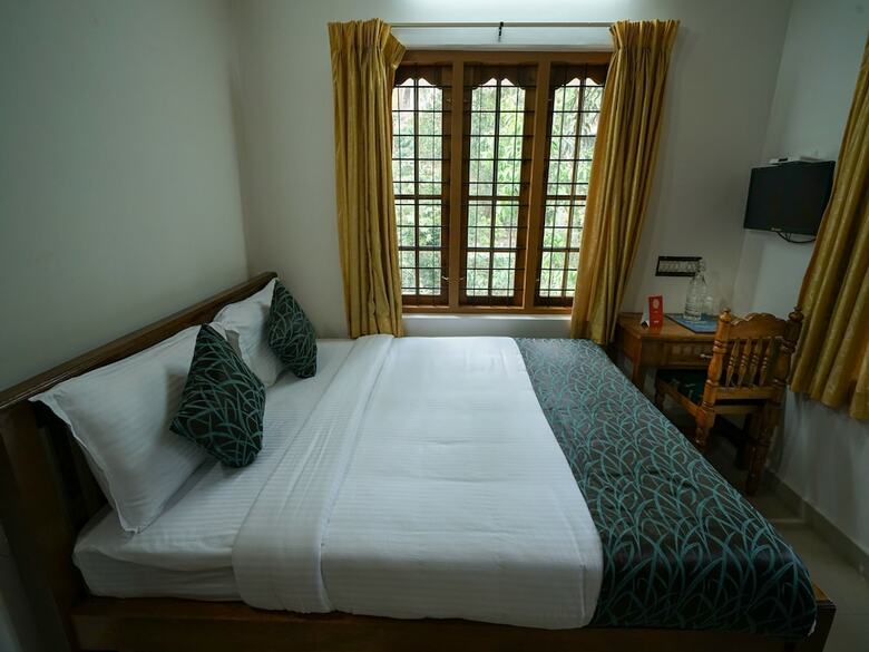 Hotel Oyo 12026 Planter's Villa