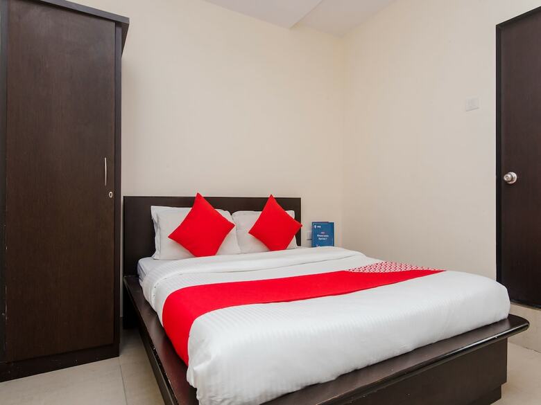 Hotel Oyo 11890 Farmhouse Residency
