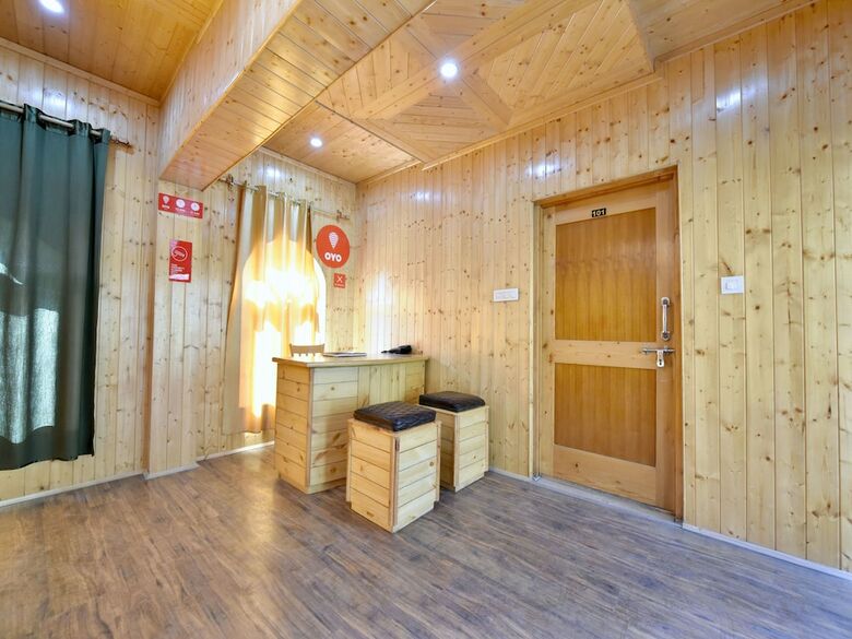 Hotel Oyo 12271 Avenue Manali