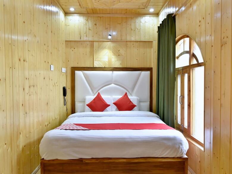Hotel Oyo 12271 Avenue Manali