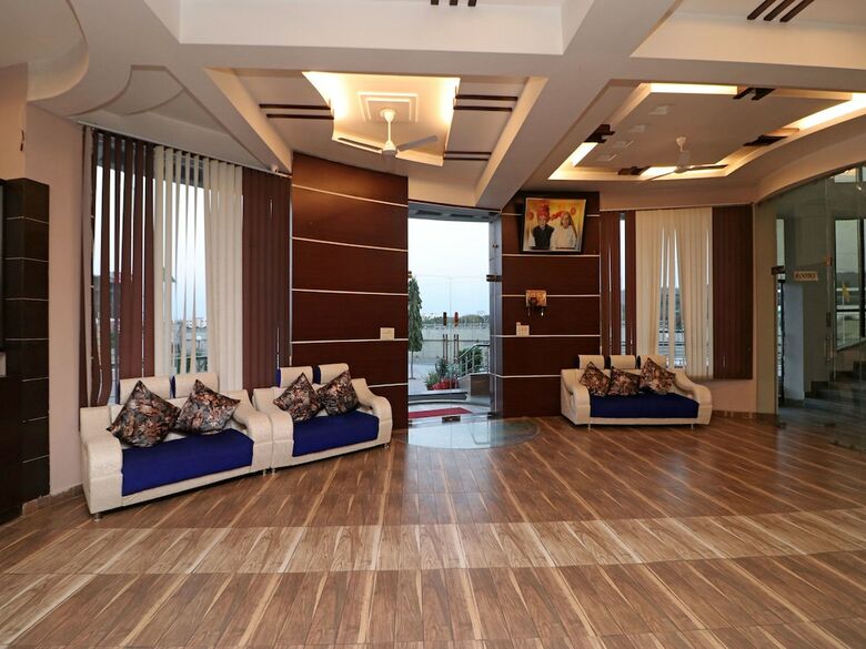 Oyo 12520 Hotel Grand Tara