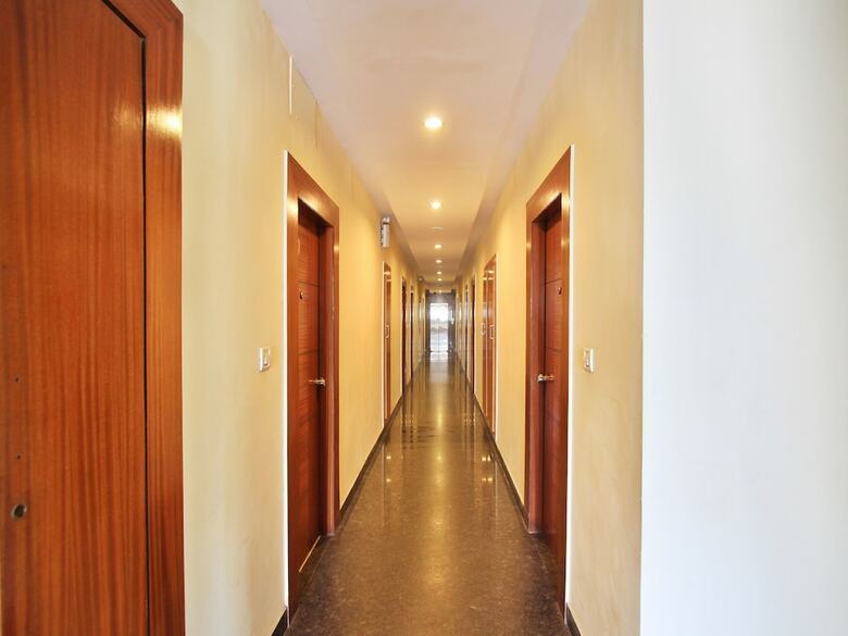 Hotel Oyo 12051 Stay By The Way