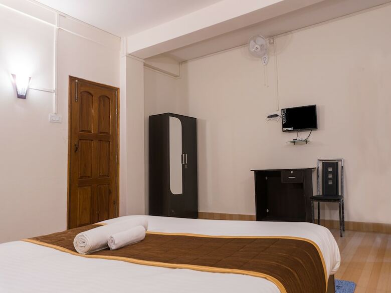 Apartamentos Oyo 11853 Pumpkin Rooms Dhankheti