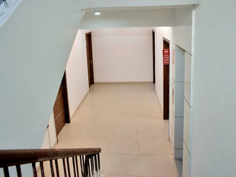 Oyo 11634 Hotel The Upper Room