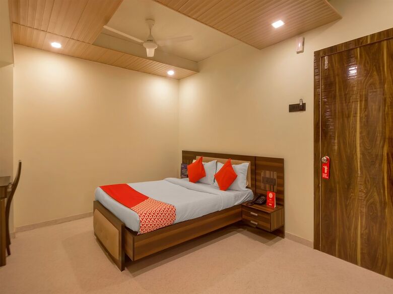 Oyo 11545 Hotel Gargi Executive