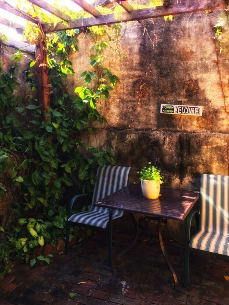Hotel Sharemood Guest House