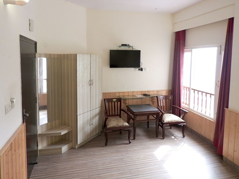 Oyo Flagship 8421 Hotel Seven Hills