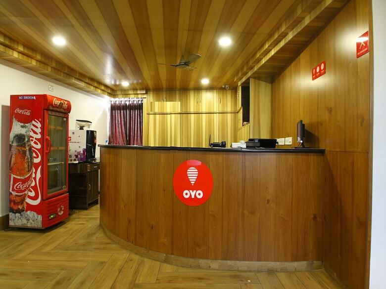 Hotel Oyo 11938 Mitra Residency