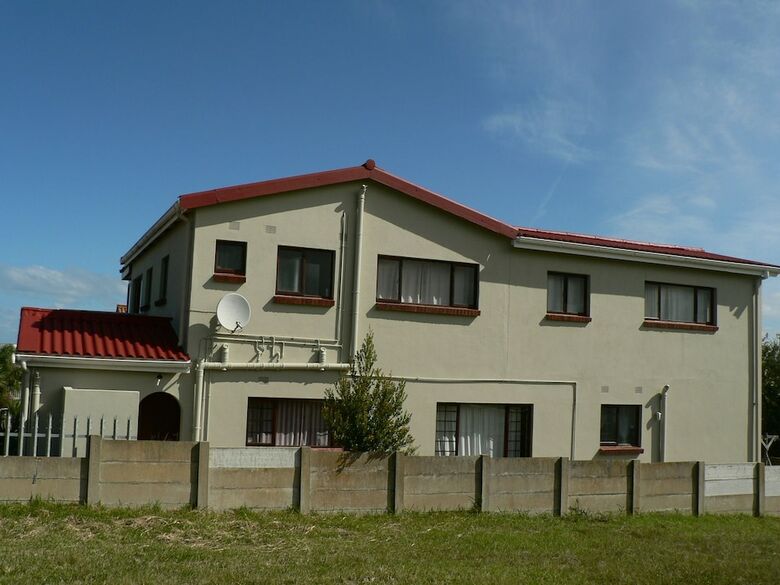 Heroldsbaai Holiday Home