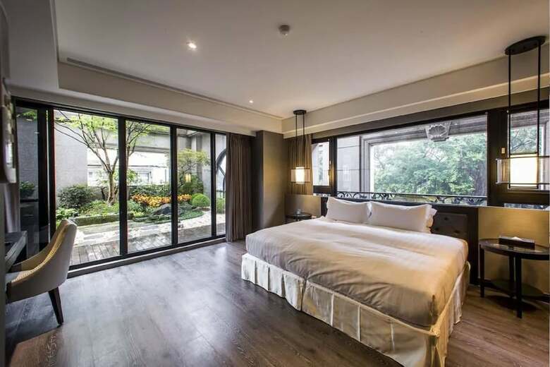 Apartamentos J Palace Residence