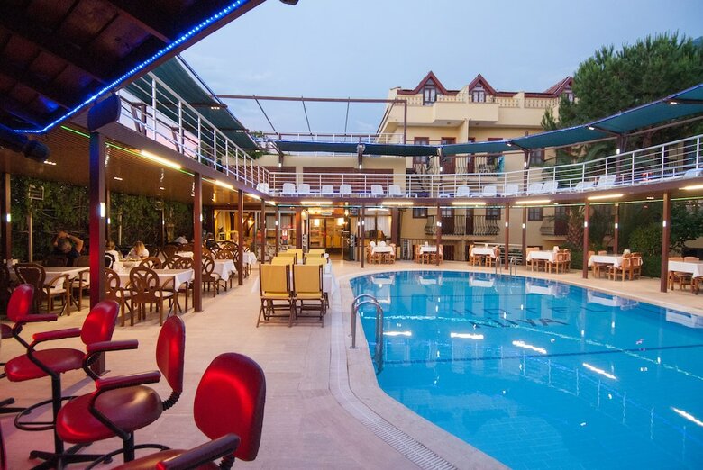 Grand Ruya Hotel