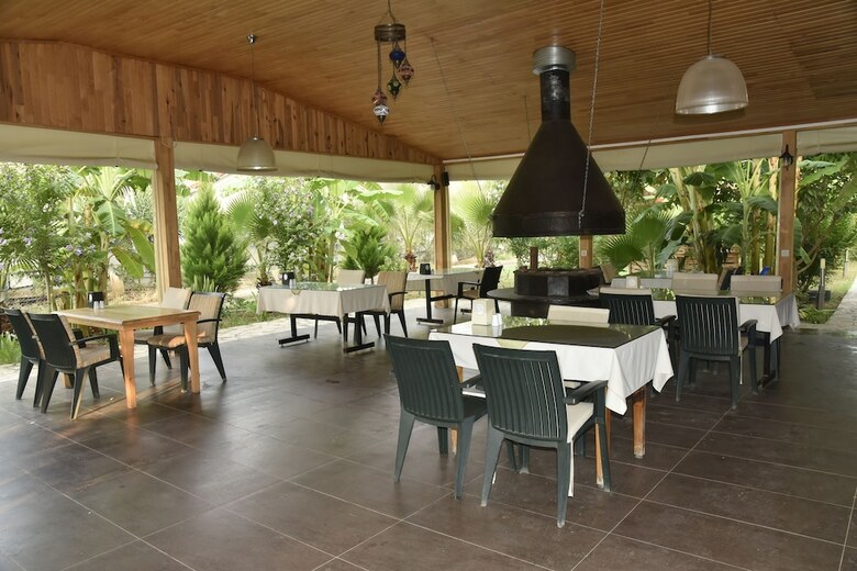 Hotel Serenity Bungalows