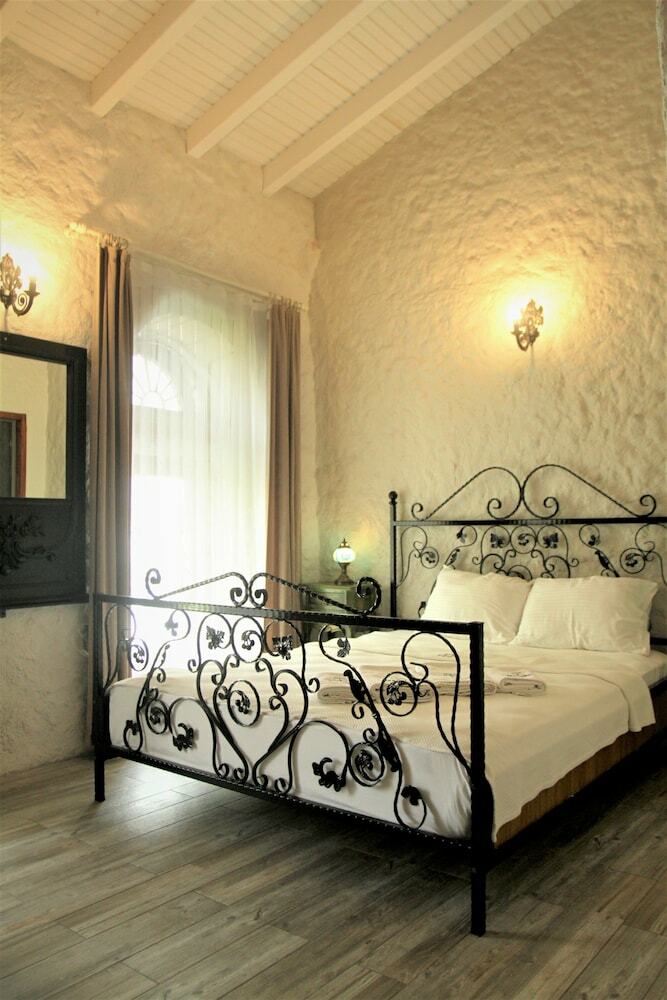 Hotel Mahzen Alacati - Adults Only