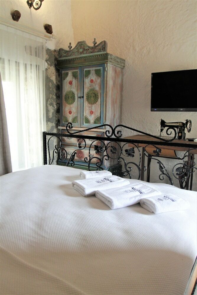 Hotel Mahzen Alacati - Adults Only