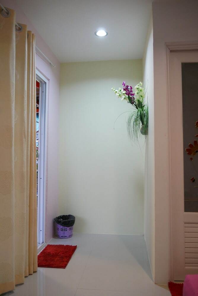 Hotel Rounglawan Homestay